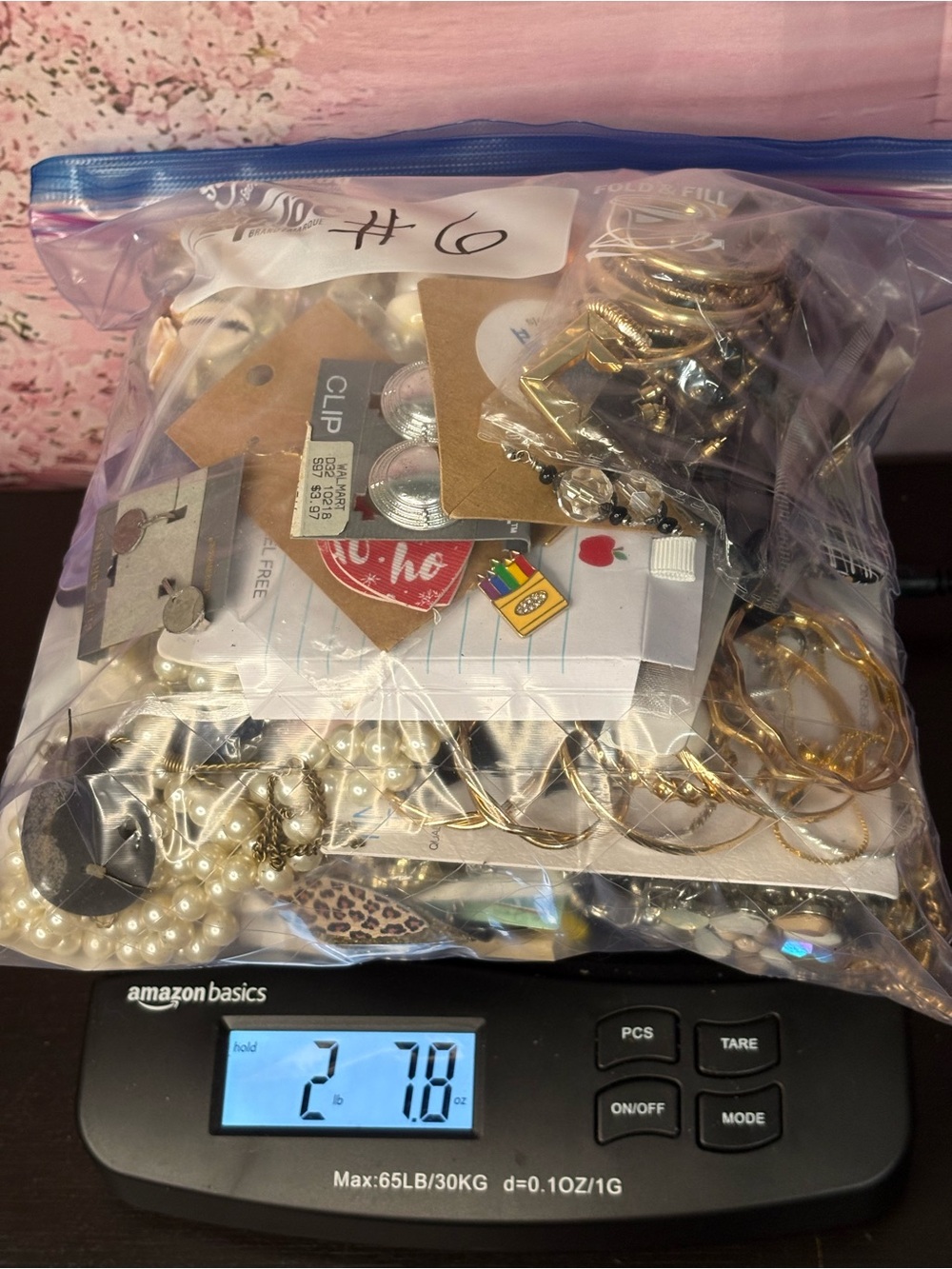 Mixed jewelry #6 lot gold and silver tones. Assorted costume items. Some new/PO